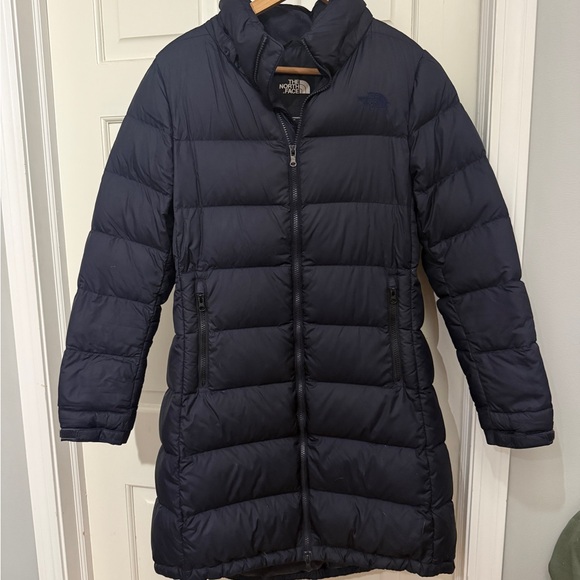 The North Face Metropolis Water Repellent 550 Fill PowerDown Hooded Parka